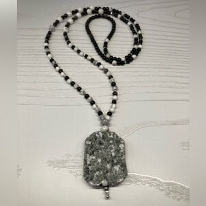 ✨Handmade Howlite & Obsidian Beaded Necklace with Stone Pendant